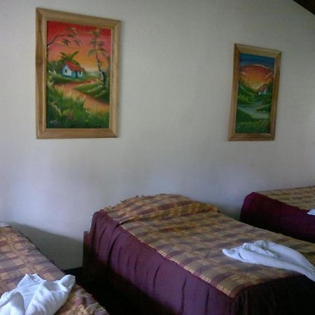 Hostel Villa Verde Монте-Верде Экстерьер фото