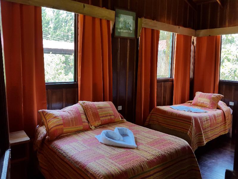 Hostel Villa Verde Монте-Верде Экстерьер фото