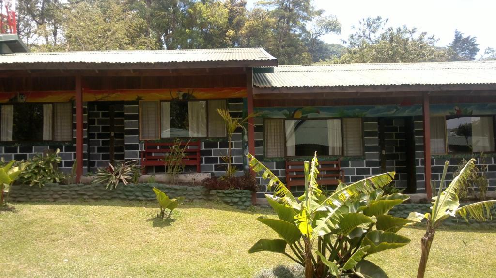 Hostel Villa Verde Монте-Верде Экстерьер фото